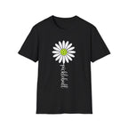 Daisy Graphic T-Shirt — Simple Yellow Center Floral Tee