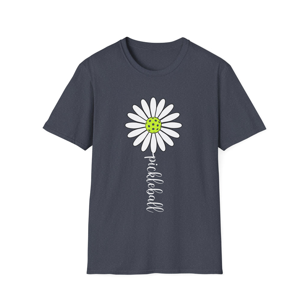 Daisy Graphic T-Shirt — Simple Yellow Center Floral Tee